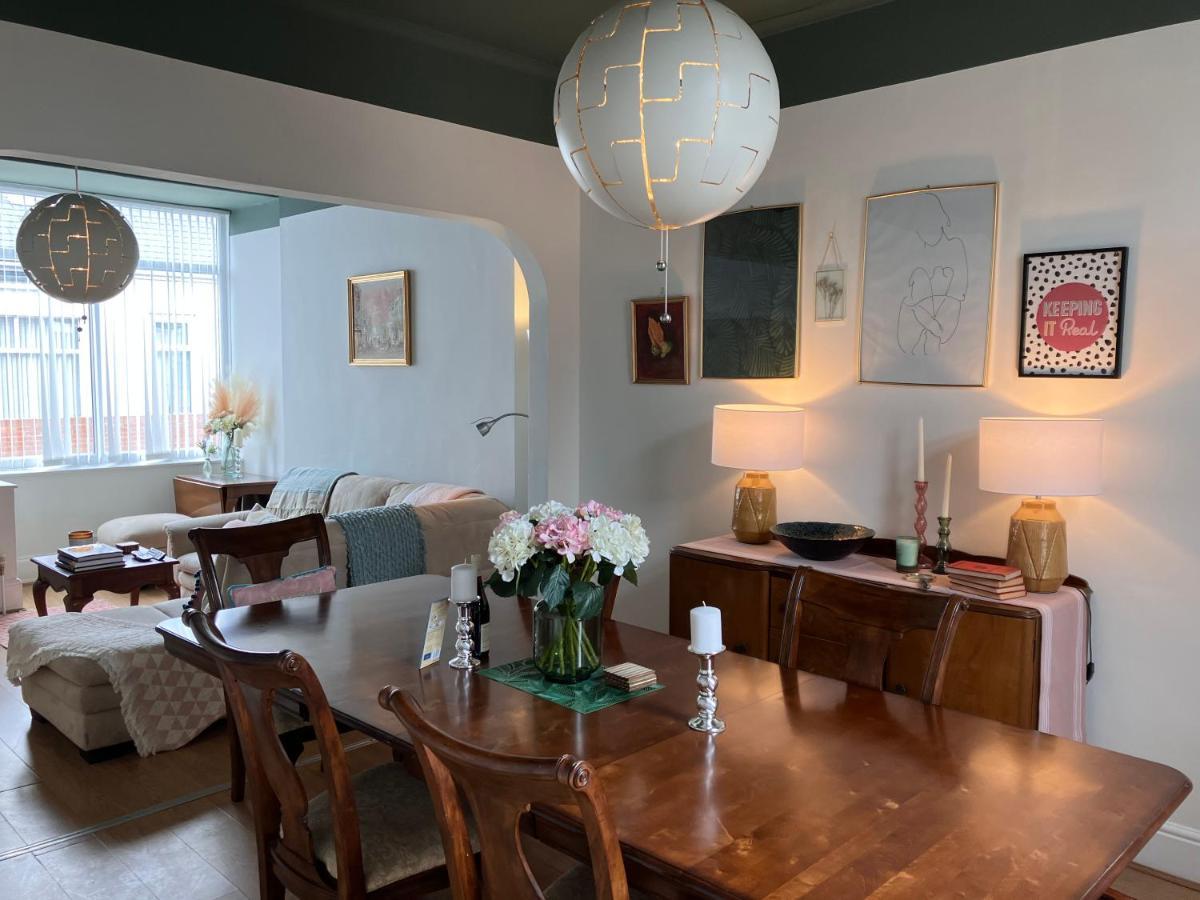 Romford Cottage - Close To Centre, Hospital Crownworks Studio Nissan And Stadium Of Light صندرلاند المظهر الخارجي الصورة