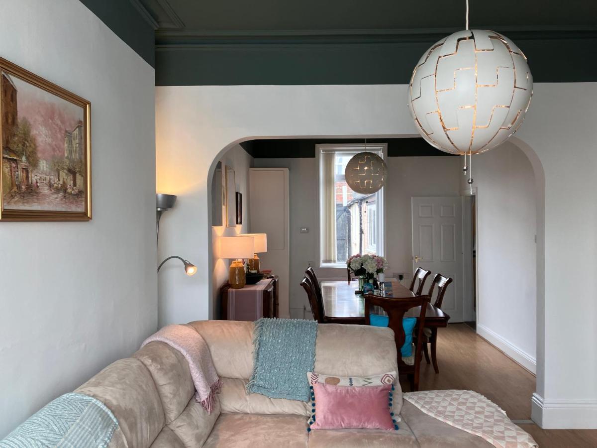Romford Cottage - Close To Centre, Hospital Crownworks Studio Nissan And Stadium Of Light صندرلاند المظهر الخارجي الصورة