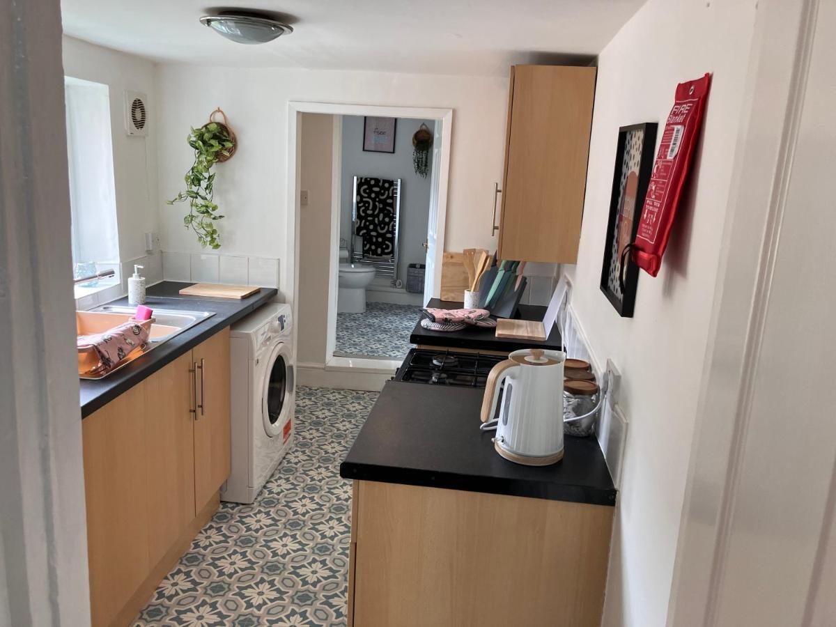 Romford Cottage - Close To Centre, Hospital Crownworks Studio Nissan And Stadium Of Light صندرلاند المظهر الخارجي الصورة